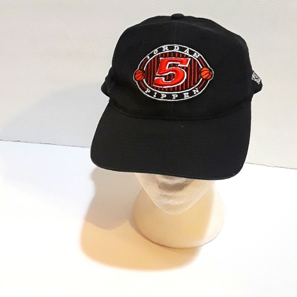 VTG. MICHAEL JORDAN SCOTTIE PIPPEN 5 CHICAGO BULLS SNAPBK HAT SPORTS SPECIALTIES - Picture 1 of 6